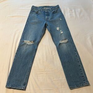 Levi’s 501 Original 25x30 Distressed